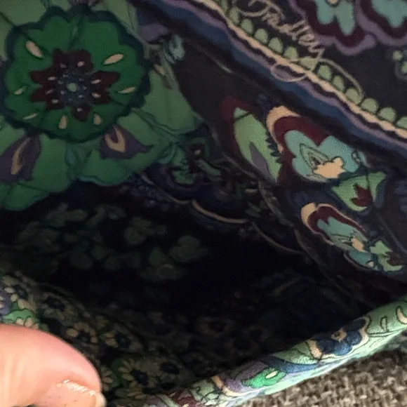 Vera Bradley Vibrant Green and Navy Patterned Tote - Picture 2 of 6